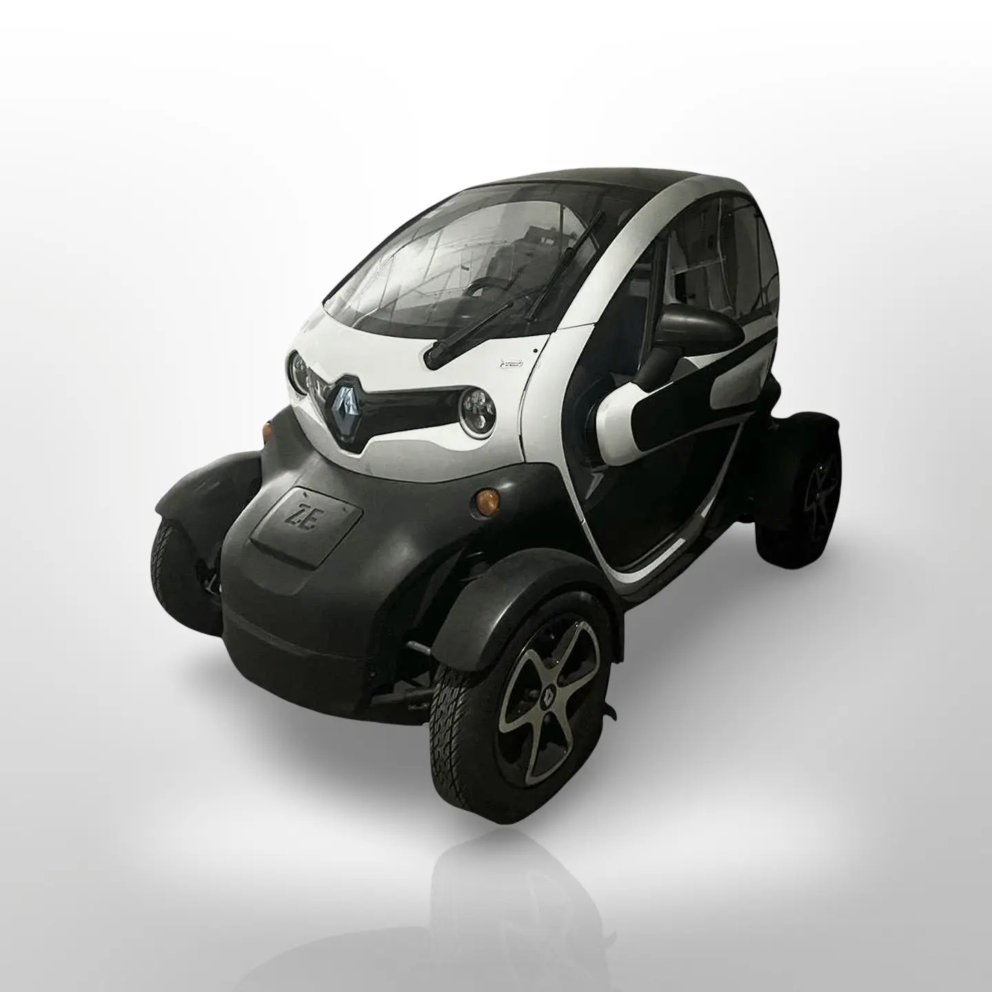 Twizy à louer chez Brezet Location à Clermont-Ferrand